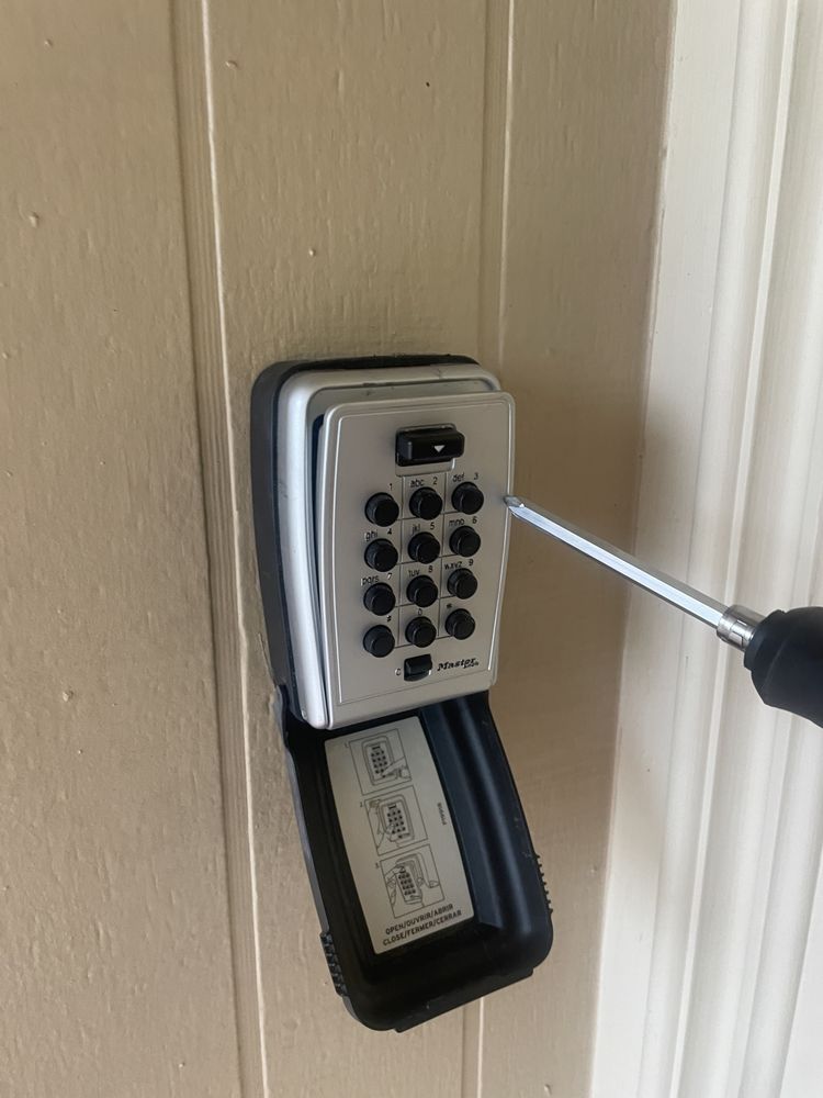 Slide of Tony’s Custom Builds