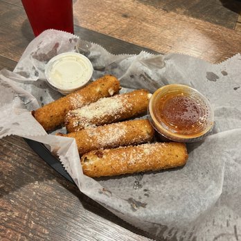 Galla's Pizza - mozzarella sticks - Pizza Near Me - Atlanta, Georgia