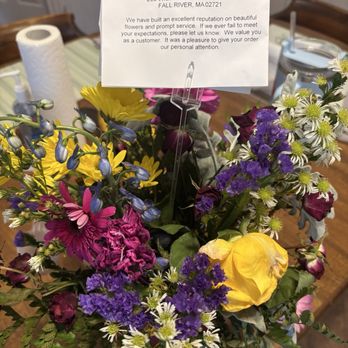 Xavier's Flower Shop - what was ordered vs what I received.Horrible!definitely better florists in Fall River- take them off Telaflorist! - Florists Near Me - Fall River, Massachusetts Xavier's Flower Shop - what was ordered vs what I received.Horrible!definitely better florists in Fall River- take them off Telaflorist! - Florists Near Me - Fall River, Massachusetts