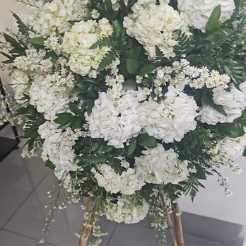 daFlores - Lo que recibimos! - Florists Near Me - Doral, Florida daFlores - Lo que recibimos! - Florists Near Me - Doral, Florida