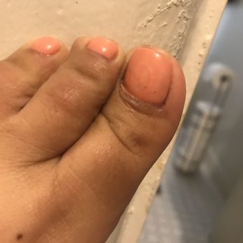 V Nail Spa - Is that a hair stuck in there? - Nail Salons Near Me - Los Angeles, California V Nail Spa - Is that a hair stuck in there? - Nail Salons Near Me - Los Angeles, California
