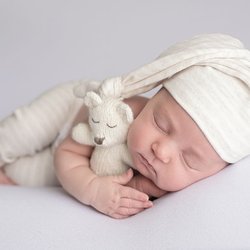 Littlest Wishes Photography - Newborn Session
