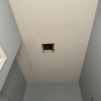GL Painting - BEFORE - Painters Near Me - Elgin, Illinois GL Painting - BEFORE - Painters Near Me - Elgin, Illinois
