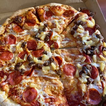Pizza Hut - Was supposed to be a medium cheese, ended up being this mess - Pizza Near Me - Central Point, Oregon