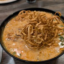 Khaosan Thai Street Food - Khao soi egg noodle soup