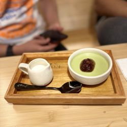 Matcha Pudding w/ Red Bean