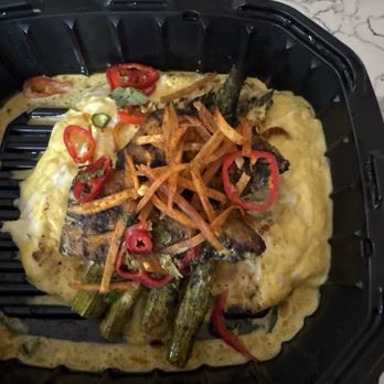 Jesús Latin Grill - Mahi mahi - Latin American Near Me - Mishawaka, Indiana