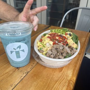 Thrive Juice Bar & Kitchen - Burrito bowl with pineapple refresher! - Salad Near Me - Bar Harbor, Maine Thrive Juice Bar & Kitchen - Burrito bowl with pineapple refresher! - Salad Near Me - Bar Harbor, Maine
