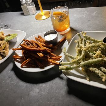 Harvey's - Yummy veggie plates at the bar. Delicious sweater weather cocktail. - Coffee & Tea Near Me - Turners Falls, Massachusetts
