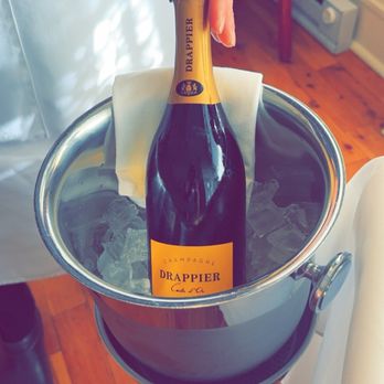 Bartolotta's Lake Park Bistro - Champagne - French Near Me - Milwaukee, Wisconsin
