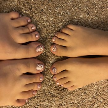 Foxy Nails - Matching toe nails - Hair Removal Near Me - Phoenix, Arizona
