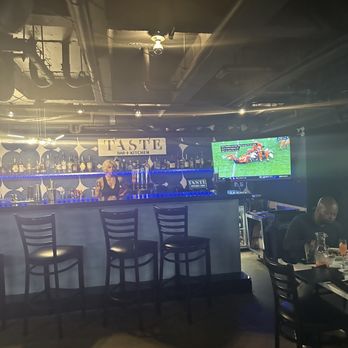 Taste Kitchen Bar - Bar area - Breakfast & Brunch Near Me - Houston, Texas Taste Kitchen Bar - Bar area - Breakfast & Brunch Near Me - Houston, Texas