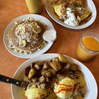 Original Breakfast House - Kahlua pork Benedict Banana white chocolate macadamia nut pancake with coconut syrup - Breakfast & Brunch Near Me - Phoenix, Arizona