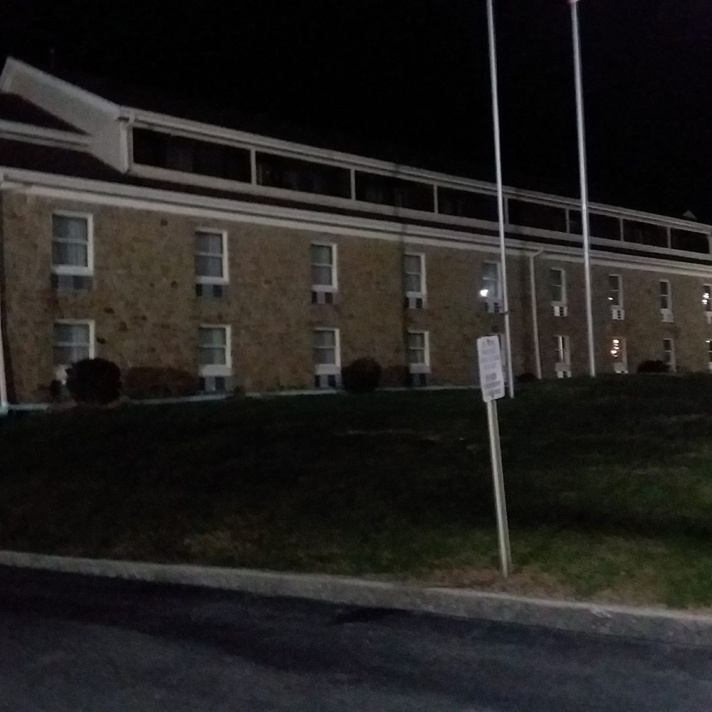 Quality Inn & Suites Bedford West - The rest of the outside of the hotel - Hotels Near Me - Bedford, Indiana Quality Inn & Suites Bedford West - The rest of the outside of the hotel - Hotels Near Me - Bedford, Indiana