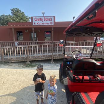 Country Donuts & Kolaches - Donuts Near Me - Salado, Texas Country Donuts & Kolaches - Donuts Near Me - Salado, Texas