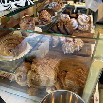 Jyan Isaac Bread - Pastry Display - Bakeries Near Me - Santa Monica, California Jyan Isaac Bread - Pastry Display - Bakeries Near Me - Santa Monica, California