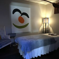 L V Massage Therapy - Single Room