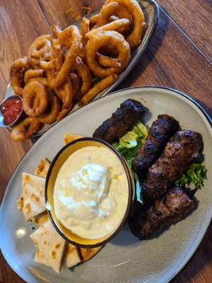 B3 Restaurant & Bar by null