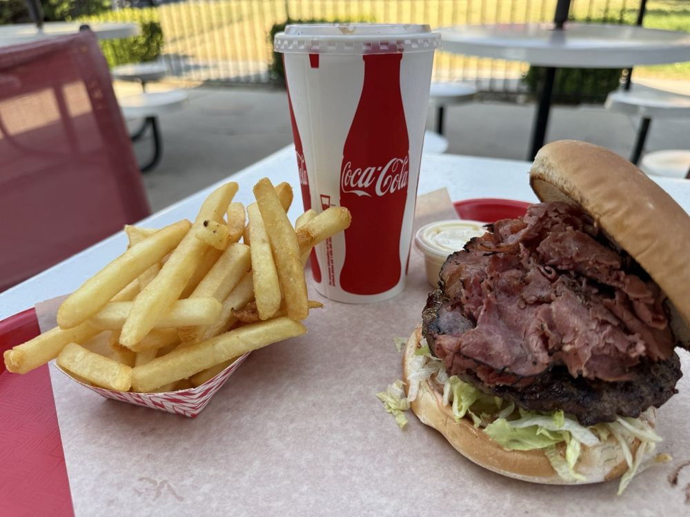 Food from B & D Burgers
