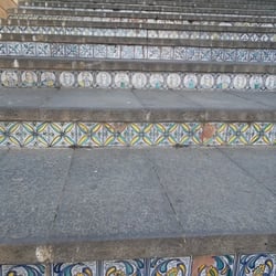 Scalinata di Santa Maria del Monte