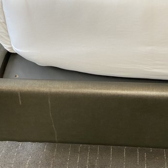Kimpton Palomar Hotel Phoenix Cityscape - Drip / spill marks on the foot of the bed. - Hotels Near Me - Phoenix, Arizona