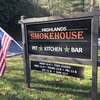 Highlands Smokehouse - Barbeque Near Me - Highlands, North Carolina Highlands Smokehouse - Barbeque Near Me - Highlands, North Carolina