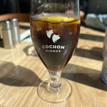 Cochon Dingue - Custom drinkware - Breakfast & Brunch Near Me - Montreal, Quebec