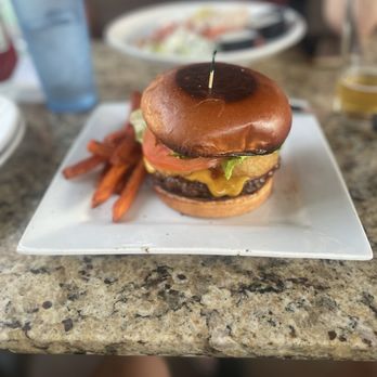 Primo Pizza - Golden Eagle Burger - Pizza Near Me - Rocklin, California