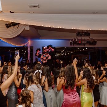 On the Move Entertainment - DJs Near Me - Moreno Valley, California On the Move Entertainment - DJs Near Me - Moreno Valley, California