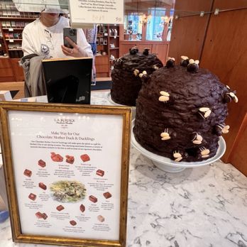 L.A. Burdick Handmade Chocolates - Desserts Near Me - Chicago, Illinois