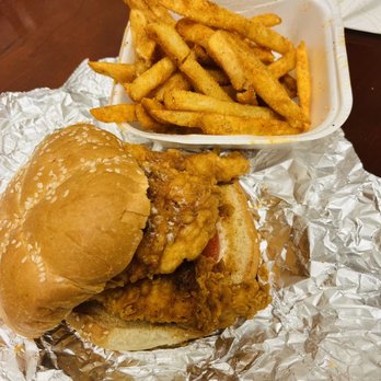 The Singing Chef Cafe - Sweet and spicy chicken sandwich and seasoned fries - American Near Me - Fort Worth, Texas The Singing Chef Cafe - Sweet and spicy chicken sandwich and seasoned fries - American Near Me - Fort Worth, Texas