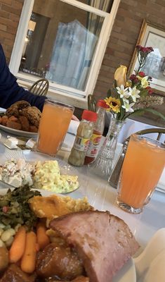 The Historic Green Manor Restaurant by null