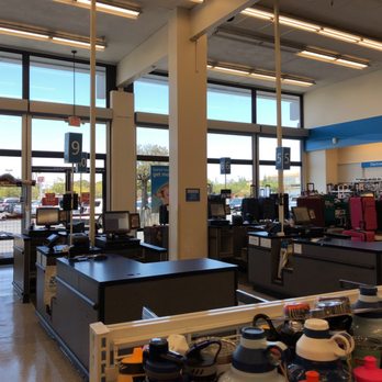 Ross Dress for Less - Department Stores Near Me - San Mateo, California