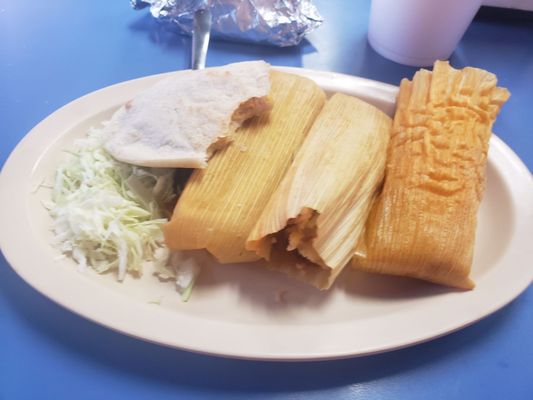 Micas Taqueria by null