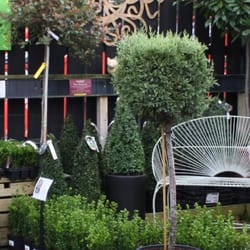 Squire's Garden Centres