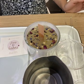 Lanterne Candle Lab - Sprinkling dried flowers to the top - Candle Stores Near Me - New York, New York Lanterne Candle Lab - Sprinkling dried flowers to the top - Candle Stores Near Me - New York, New York