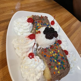Amina - Birthday cake - Southern Near Me - Philadelphia, Pennsylvania Amina - Birthday cake - Southern Near Me - Philadelphia, Pennsylvania