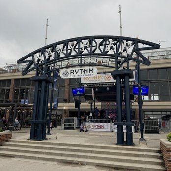Navy Pier - Landmarks & Historical Buildings Near Me - Chicago, Illinois Navy Pier - Landmarks & Historical Buildings Near Me - Chicago, Illinois