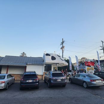 The Cow - Ice Cream & Frozen Yogurt Near Me - Reisterstown, Maryland
