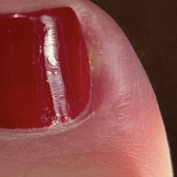 Lee Nails