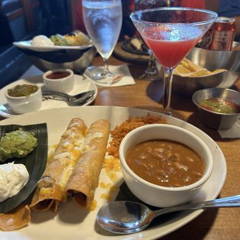 Mi Dia From Scratch - Mexican Near Me - Grapevine, Texas