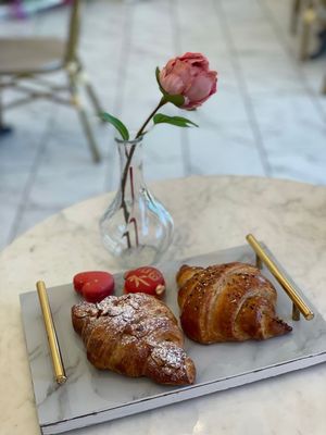 Rocheli Patisserie by null