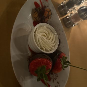 Hugo's Cellar - Chocolate covered strawberries - American Near Me - Las Vegas, Nevada Hugo's Cellar - Chocolate covered strawberries - American Near Me - Las Vegas, Nevada