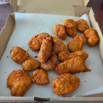 Mountain Mike's Pizza - Buffalo boneless wings - Pizza Near Me - Sacramento, California Mountain Mike's Pizza - Buffalo boneless wings - Pizza Near Me - Sacramento, California
