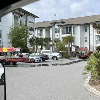 As New Again Pressure Washing - Commercial pressure washing of an apartment complex - Pressure Washers Near Me - Jacksonville, Florida As New Again Pressure Washing - Commercial pressure washing of an apartment complex - Pressure Washers Near Me - Jacksonville, Florida