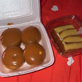 Brown Sugar Bakery - Caramel Cupcakes - Bakeries Near Me - Chicago, Illinois