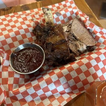 Memphis Blues BBQ - Beef rib and slice of brisket - Barbeque Near Me - Vancouver, British Columbia