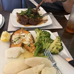 Lincoln Barbecue - Garlic spinach and Lamb. Garlic Steak Salmon Broiled potatoes and Garlic Broccoli