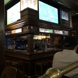 Maxwell's Plum English Pub