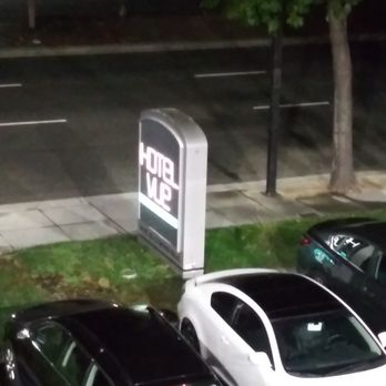 Hotel Vue - Neon sign at the entrance. - Hotels Near Me - Mountain View, California